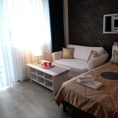 Marina Sun Homestay *